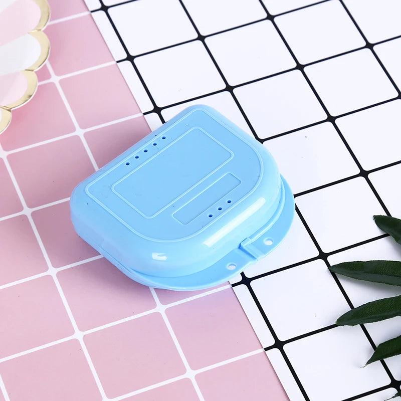 Caja Transparente para Retenedores, Dentaduras y Joyas